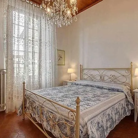 Santa Croce Elegant With Garage Apartamento *