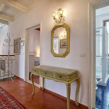 Apartamento Santa Croce Elegant With Garage